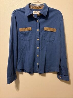 Vintage Orvis  woman’s Blue Button-Front Shirt with Tan Pocket Accents